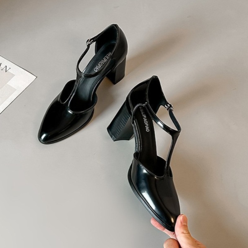 Mary Jane Shoes Black High Hee - огляд і ціна Leather Classic Strap